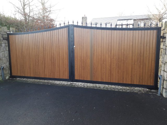 moycashel swinging gate with pedestrian door golden oak 10